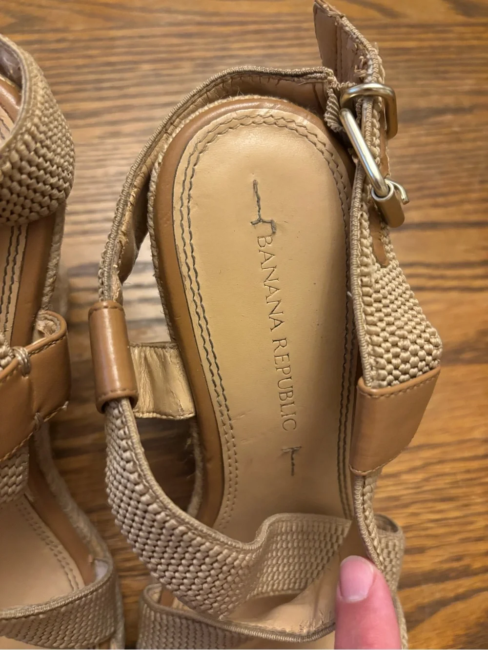 Banana Republic Beige Tan Woven Wedge Sandals